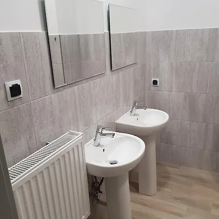 Vandrarhem Kaktus *